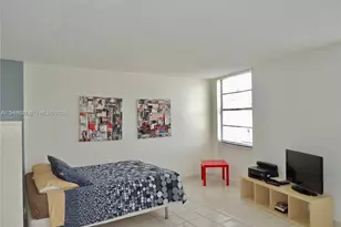 710 Washington Ave, Miami Beach, FL 33139 - Photo 11