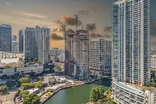 92 SW 3rd St, Miami, FL 33130 - Photo 3