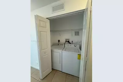 11601 NW 89th St #106, Doral, FL 33178 - Photo 15