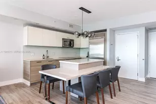 1300 Brickell Bay Dr, Miami, FL 33131 - Photo 11