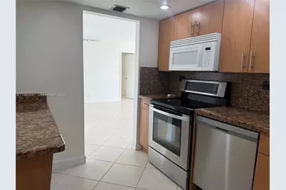 20355 NE 34th Ct #1425, Aventura, FL 33180 - Photo 9