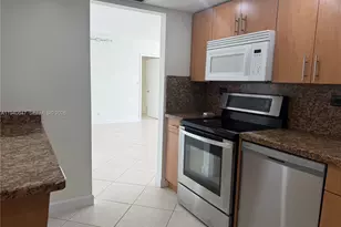 20355 NE 34th Ct, Aventura, FL 33180 - Photo 9