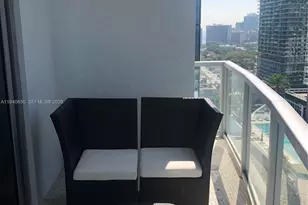 1060 Brickell Ave, Miami, FL 33131 - Photo 11