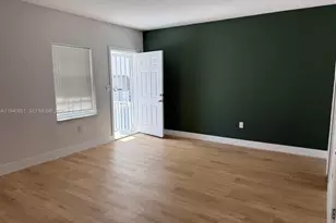 7611 Harding Ave, Miami Beach, FL 33141 - Photo 5