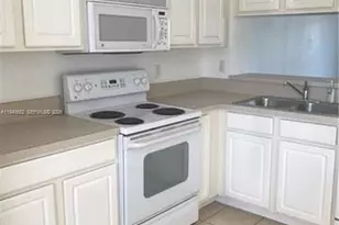 10035 Spyglass Hill Ln, Other City - In The State Of Florida, FL 33966 - Photo 5