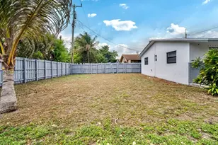 4030 SW 19th St, West Park, FL 33023 - Photo 11