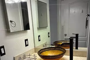 [Address not provided], Miami Lakes, FL 33015 - Photo 5