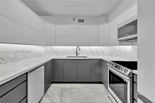 3530 Mystic Pointe Dr, Aventura, FL 33180 - Photo 13