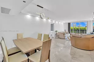 3530 Mystic Pointe Dr, Aventura, FL 33180 - Photo 27