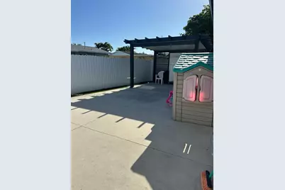 3242 NW 203rd St, Miami Gardens, FL 33056 - Photo 25