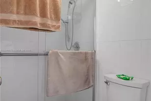 7801 Abbott Ave, Miami Beach, FL 33141 - Photo 27