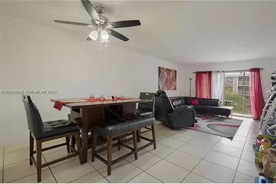 1100 NW 87th Ave #403, Coral Springs, FL 33071 - Photo 5