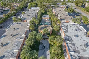 7610 Stirling Rd, Davie, FL 33024 - Photo 21