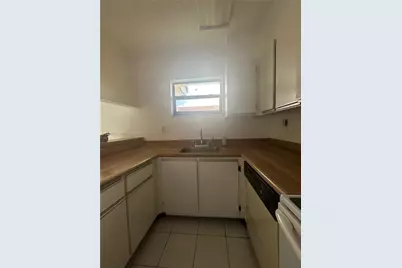 5851 W 20th Ave #409, Hialeah, FL 33012 - Photo 13