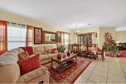367 NE 36th Ave Rd, Homestead, FL 33033 - Photo 5