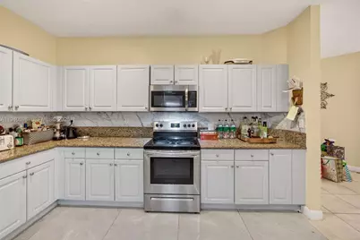 367 NE 36th Ave Rd, Homestead, FL 33033 - Photo 11