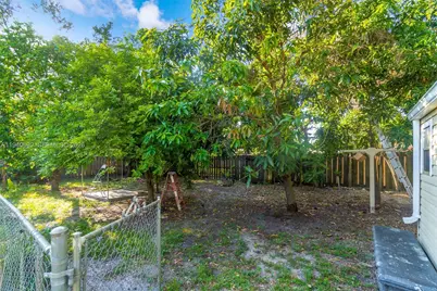 1231 Dunad Ave, Opa Locka, FL 33054 - Photo 27