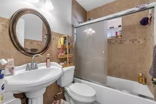 1231 Dunad Ave, Opa Locka, FL 33054 - Photo 17