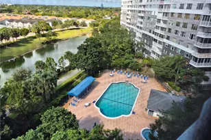 4001 Hillcrest Dr, Hollywood, FL 33021 - Photo 19