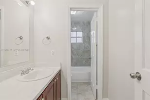 781 NW 183rd Dr, Miami Gardens, FL 33169 - Photo 23