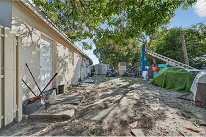 2021 NW 29th Ave, Fort Lauderdale, FL 33311 - Photo 19
