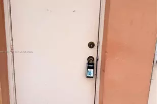 3671 SW 10th St, Miami, FL 33135 - Photo 15