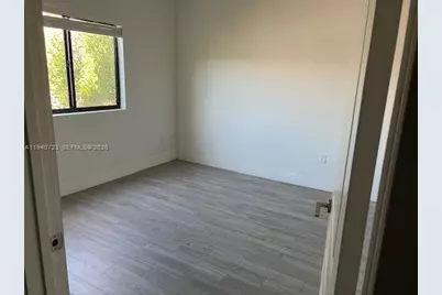 751 NW 1st St #103, Miami, FL 33128 - Photo 7