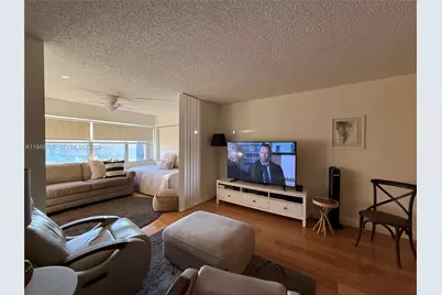 9540 Sunrise Lakes Blvd #208, Sunrise, FL 33322 - Photo 19