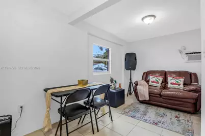 4441 SW 33rd Dr, West Park, FL 33023 - Photo 17