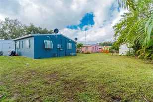 4441 SW 33rd Dr, West Park, FL 33023 - Photo 31