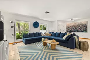 12365 SW 60th Ct, Pinecrest, FL 33156 - Photo 9