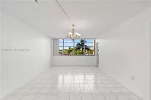 1351 NE Miami Gardens Dr, Miami, FL 33179 - Photo 1