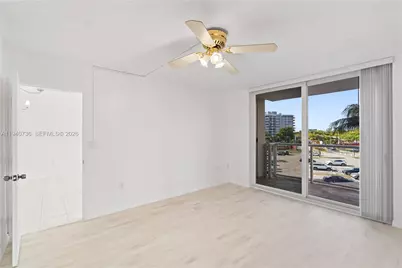 1351 NE Miami Gardens Dr #301E, Miami, FL 33179 - Photo 9