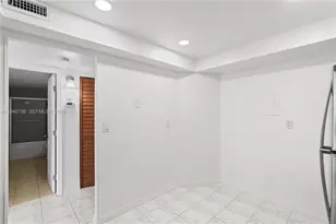 1351 NE Miami Gardens Dr, Miami, FL 33179 - Photo 17