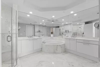 4100 Island Blvd #1702, Aventura, FL 33160 - Photo 17