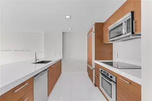 50 Biscayne Blvd, Miami, FL 33132 - Photo 3