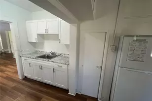 1880 NW 28th St, Miami, FL 33142 - Photo 11