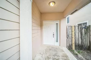 3223 SE 2nd Dr, Homestead, FL 33033 - Photo 3