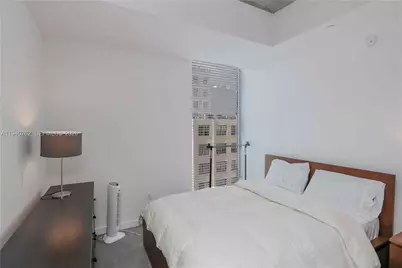 151 SE 1st St #611, Miami, FL 33131 - Photo 35