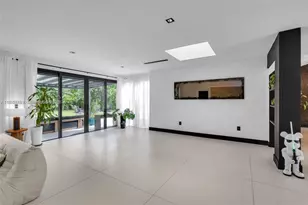 9015 NE 10th Ave, Miami, FL 33138 - Photo 7