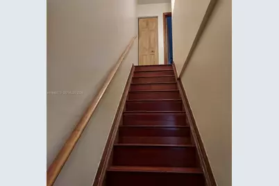 9537 NW 42nd St, Sunrise, FL 33351 - Photo 11