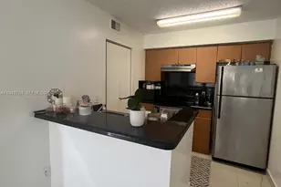 550 S Park Rd, Hollywood, FL 33021 - Photo 3