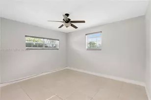 5725 SW 107th Pl, Miami, FL 33173 - Photo 17