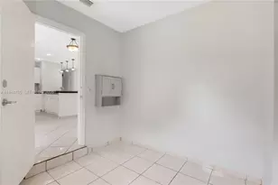 5725 SW 107th Pl, Miami, FL 33173 - Photo 19