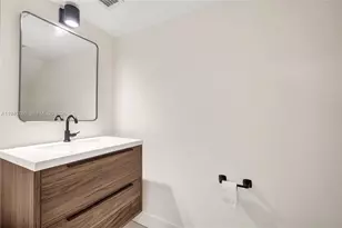 3073 Hibiscus St, Miami, FL 33133 - Photo 35