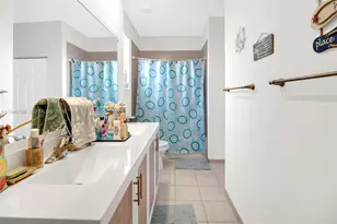 10137 W 32nd Ln, Hialeah, FL 33018 - Photo 25