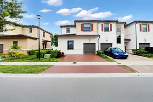 10137 W 32nd Ln, Hialeah, FL 33018 - Photo 3
