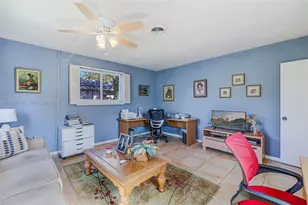 11339 NE 8th Ct, Biscayne Park, FL 33161 - Photo 17