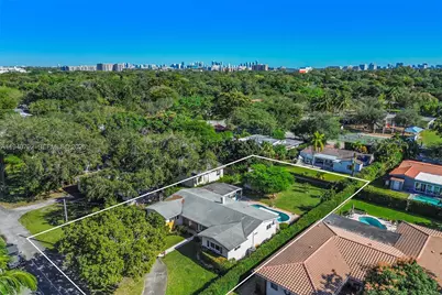 11339 NE 8th Ct, Biscayne Park, FL 33161 - Photo 41