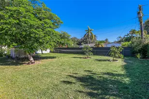 11339 NE 8th Ct, Biscayne Park, FL 33161 - Photo 37